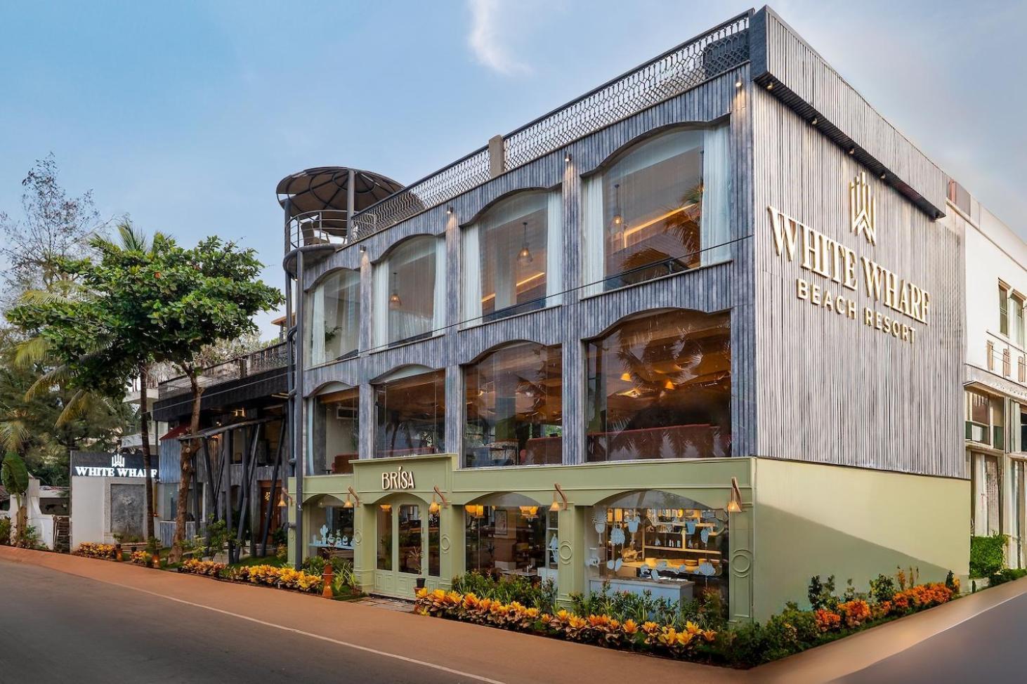 White Wharf Beach Resort Morjim Goa Eksteriør billede